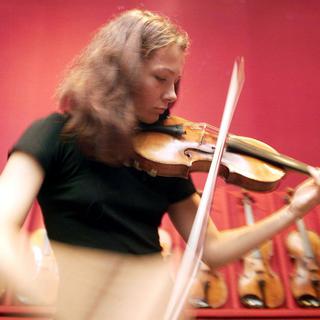 Le concours Yehudid Menuhin est destiné aux violonistes de moins de 22 ans. [Keystone - EPA/Gerry Penny]