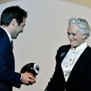 Glenn Close reçoit un Golden Icon Award au Festival de Zurich le 1er octobre 2017. [Keystone - Walter Bieri]