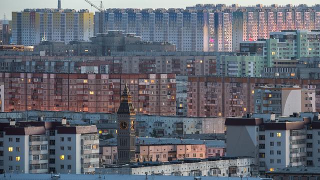 Un quartier résidentiel de la ville de Surgut, en Sibérie. [AFP - Alexey Malgavko]