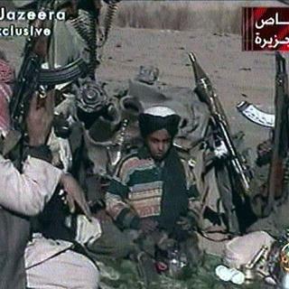 L'une des rares photos attestées d'Hamza Ben Laden, le fils d'Oussama Ben Laden, publiée par Al-Jazeera en 2001. [Reuters - Al-Jazeera TV]