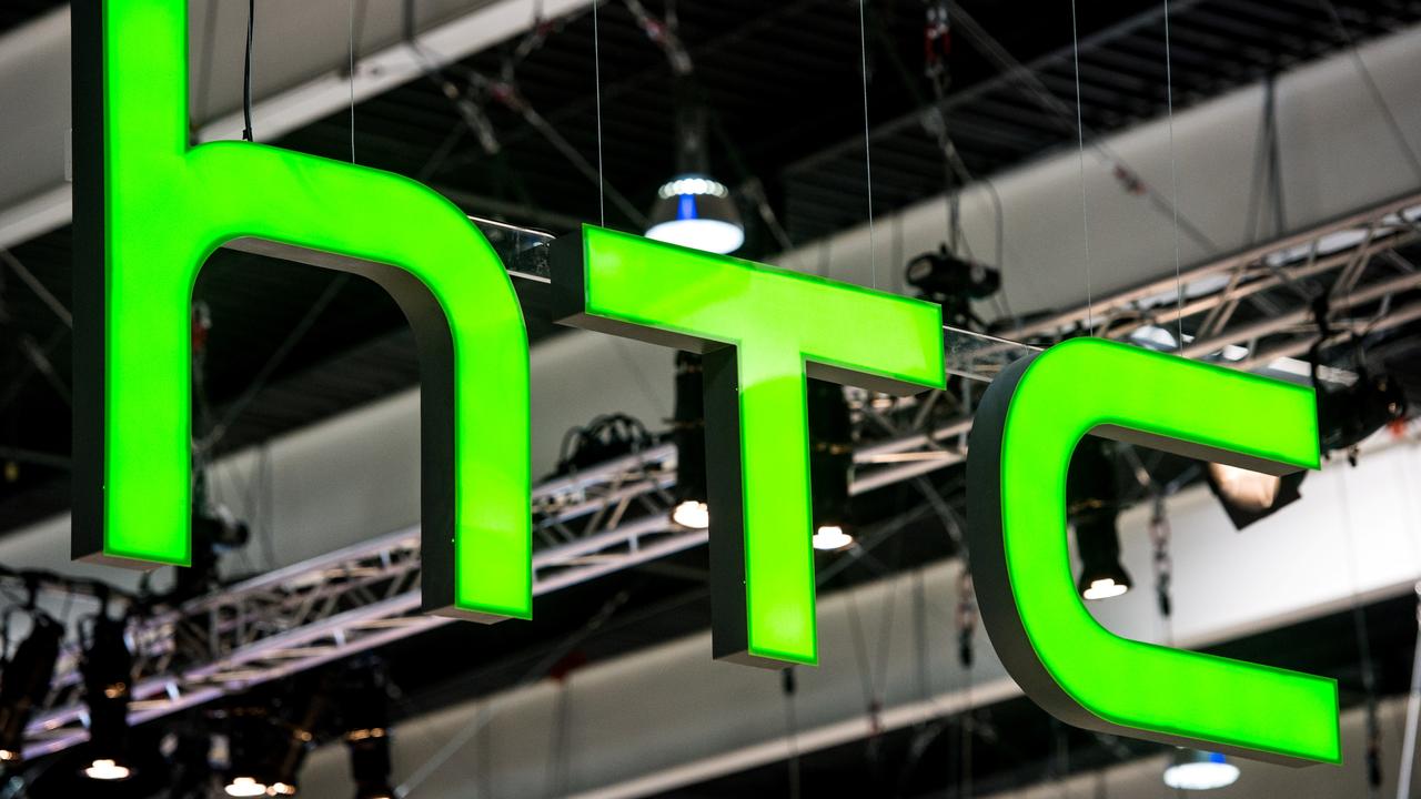 Le logo de HTC, photographié en mars 2017 au Mobile World Congress de Barcelone. [AFP - Josep Lago]