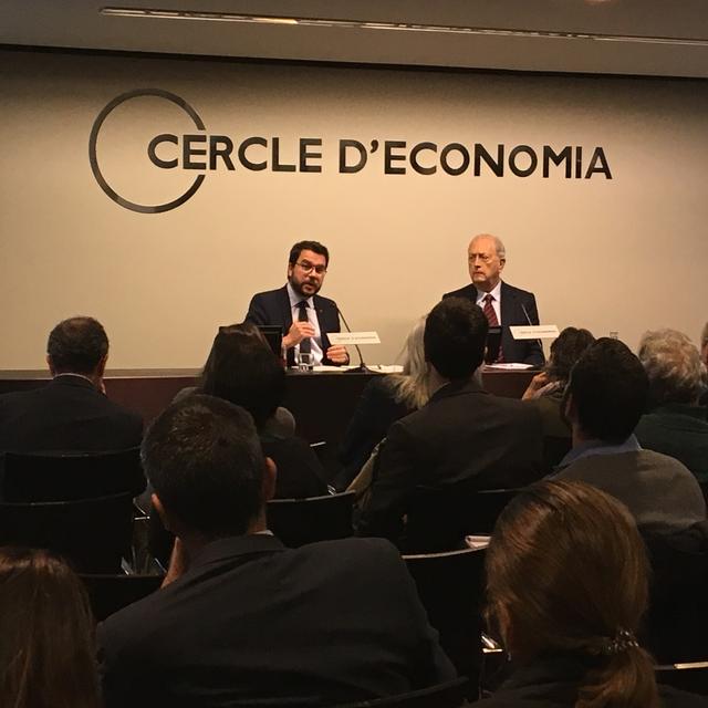 Pere Aragones, ex-secrétaire à l’Economie du gouvernement indépendantiste catalan destitué, lors d’un colloque au Cercle d’Economia. [RTS - Valérie Demon]