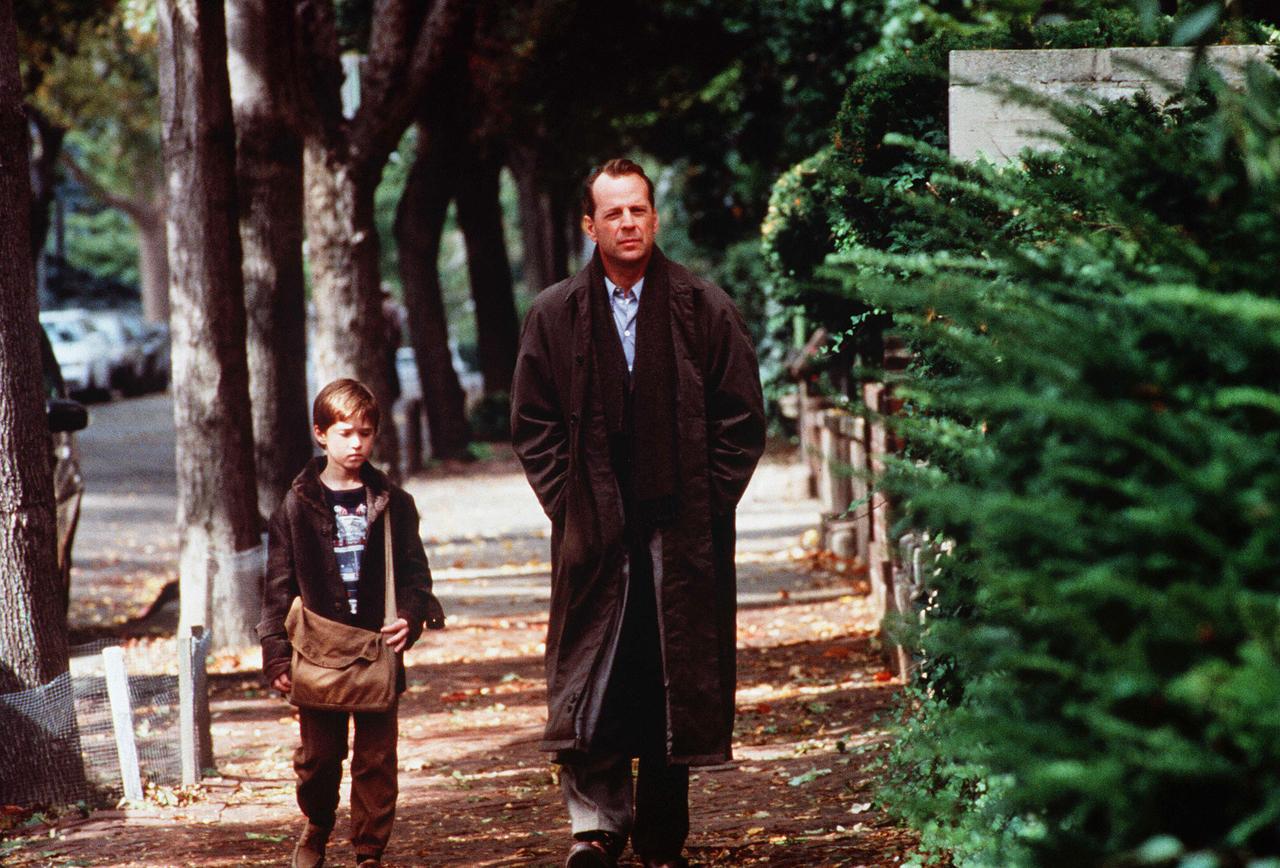 "Sixième sens" de M. Night Shyamalan avec Haley Joel Osment et Bruce Willis. [AFP]