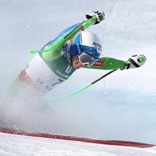 Ilka Stuhec lève les bras au ciel après sa bonne descente à St-Moritz. [Johann Groder]