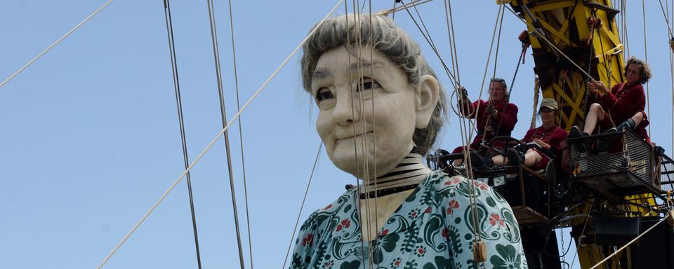 La vieille Géante de la Compagnie Royal de Luxe, ici à Nantes en 2014. [AFP - Kévin Niglaut]