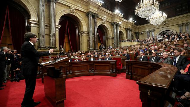 Carles Puigdemont lors de son discours mardi soir au Parlement catalan. [Reuters - Albert Gea]