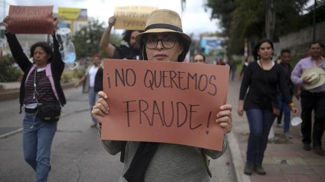 Le Honduras en proie à une crise politique majeure depuis 7 jours [Keystone - EPA/Gustavo Amador]