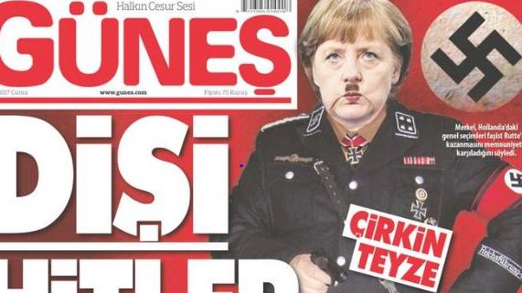 Angela Merkel, grimée en Hitler en une d'un journal turc.