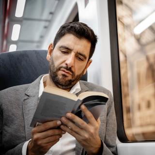 Le train, un lieu idéal pour lire.
Marc
Fotolia [Marc]