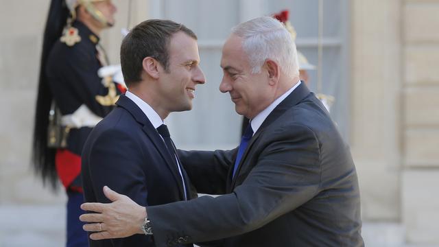 Benjamin Netanyahu a décrit l'invitation française comme "un geste très, très fort". [EPA/KEYSTONE - Julien de Rosa]