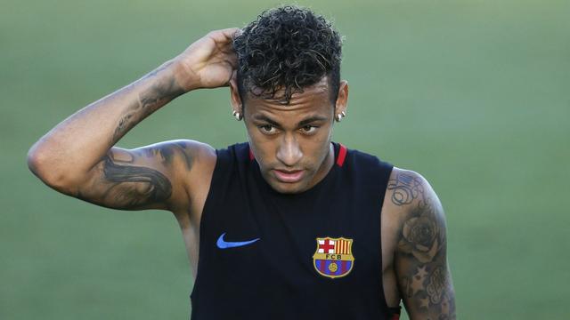 Les rumeurs de transferts perturberaient-elles Neymar? [Juanjo Martin]