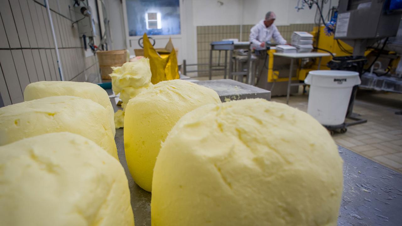 Les mottes de beurre se font de plus en plus rares dans les supermarchés français. [AFP - Guillaume Souvant]