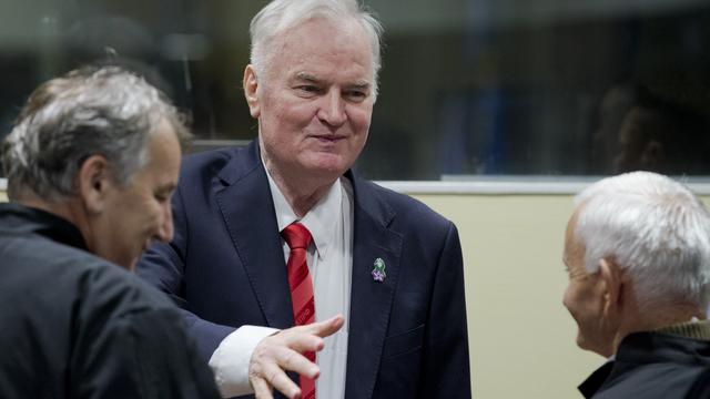 Ratko Mladic à son arrivée au tribunal. [afp - Peter Dejong]