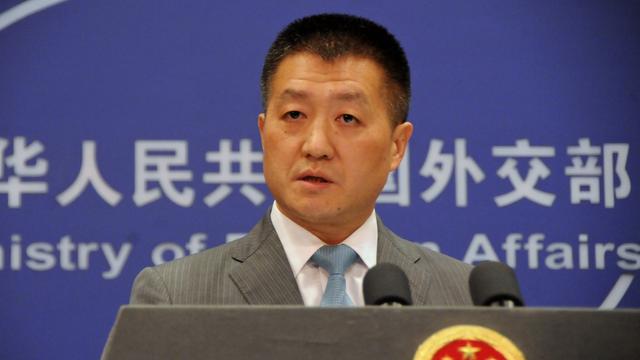 Le ministère chinois des Affaires étrangères (ici, son porte-parole) a lancé un appel au calme. [Anadolu Agency/AFP - Fuat Kabakci]