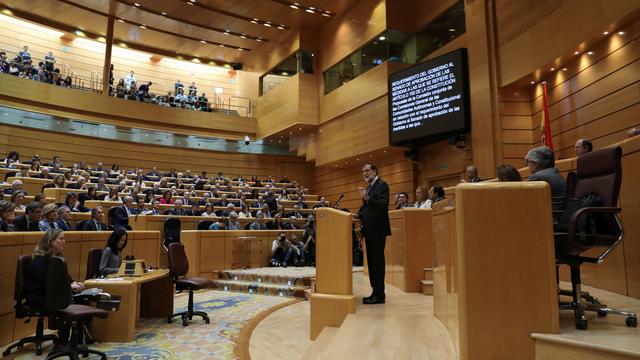 Le Premier ministre Mariano Rajoy s'exprime devant le Sénat le 27 octobre 2017. [Reuters - Susana Vera]