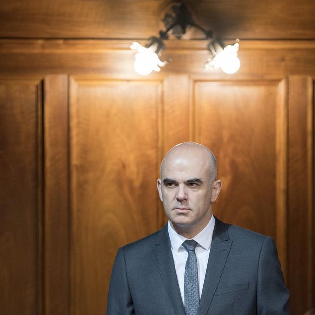 Alain Berset sera élu à la présidence du Conseil fédéral le 6 décembre. [Keystone - Peter Schneider]