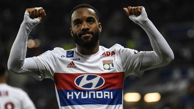 Formé à Lyon, Lacazette va connaître sa première expérience à l'étranger. [AFP - Philippe Desmazes]