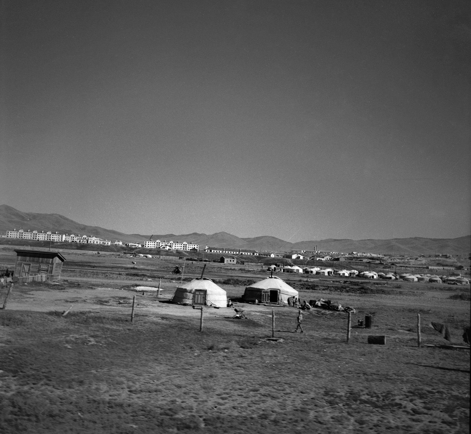 Vue d'Oulan Bator (Mongolie extérieure), en 1965. [AFP]