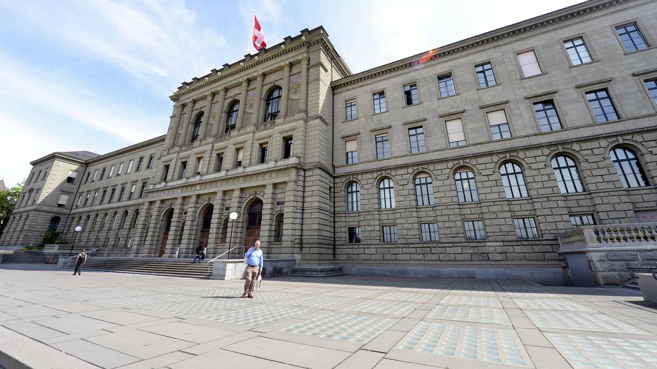 Le bâtiment principal de l'EPFZ à Zurich. [Keystone - Walter Bieri]