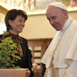Doris Leuthard a rencontré le pape François au Vatican. [Keystone - Andreas Solaro]