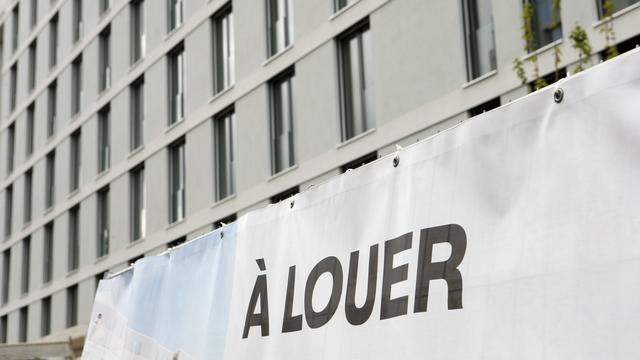 Une baisse automatique des loyers est exclue par les représentants des propriétaires. [keystone - Salvatore Di Nolfi]