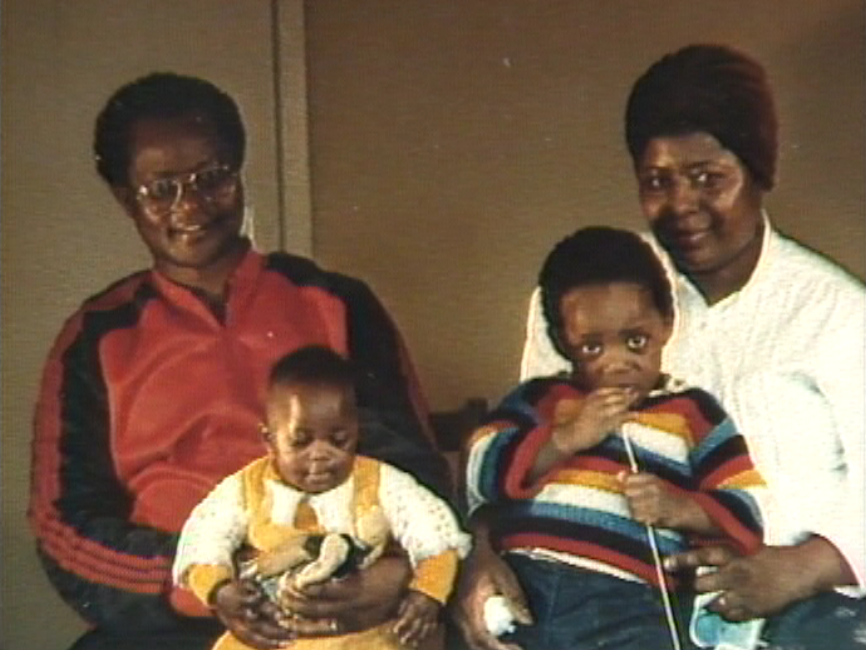 Mathieu Mazey et sa famille en 1987. [RTS]