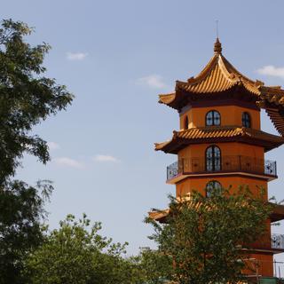 La pagode Khanh Anh, à Evry, près de Paris, est la plus grande pagode d'Europe. [Leemage/AFP - Pascal Deloche]