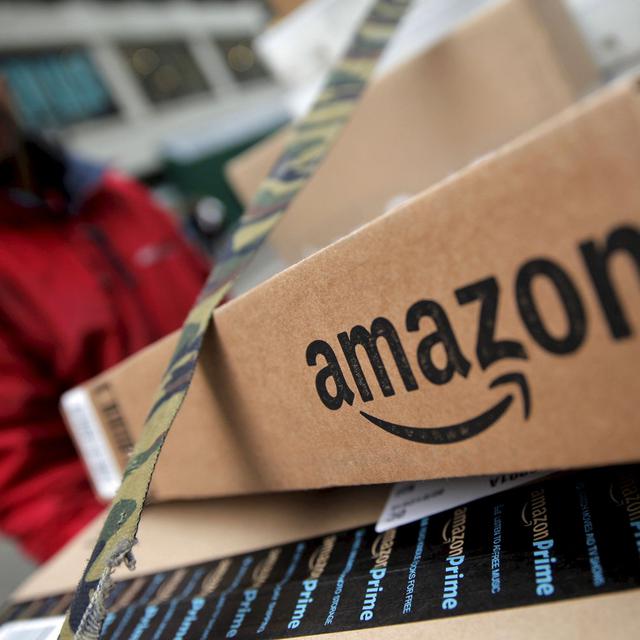 Des boîtes Amazone prêtes à l'envoi. [Reuters - Mike Segar]