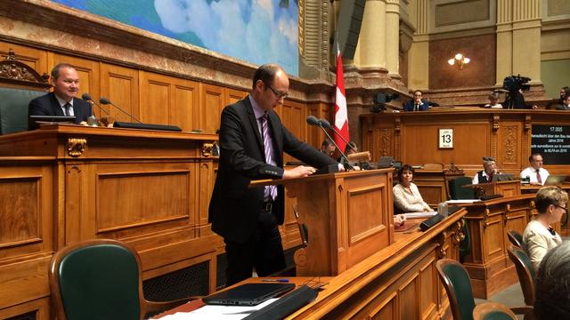 Martin Candinas (PDC-GR) lors de son intervention mardi. [Twitter - Parlement fédéral]