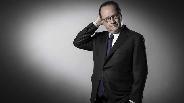 Le président sortant François Hollande durant une séance photo à l'Elysée le 11 mai 2017. [AFP - Joël Saget]