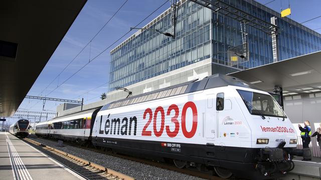 Une locomotive aux couleurs du projet Léman 2030 des CFF est stationnée à la gare de Renens, en novembre dernier.