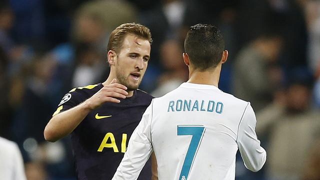 L'accolade entre Kane et Ronaldo à la fin du 1er match entre les deux équipes le 17 octobre dernier. [Francisco Seco]