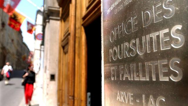 L'entrée de l'Office des poursuites et faillites Arve-Lac à Genève. [Keystone - Laurent Gilliéron]