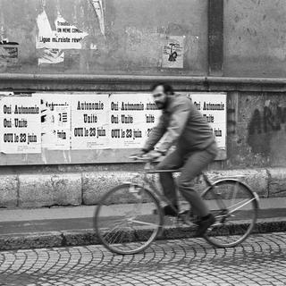 Des affiches lors de la campagne sur l'indépendance du canton du Jura en 1974. [Keystone - Str]