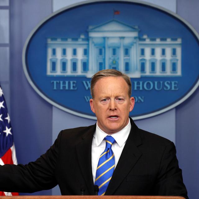 Le porte-parole de la Maison Blanche, Sean Spicer, est venu défendre l'application du décret de Donald Trump sur l'immigration. [Kevin Lamarque]