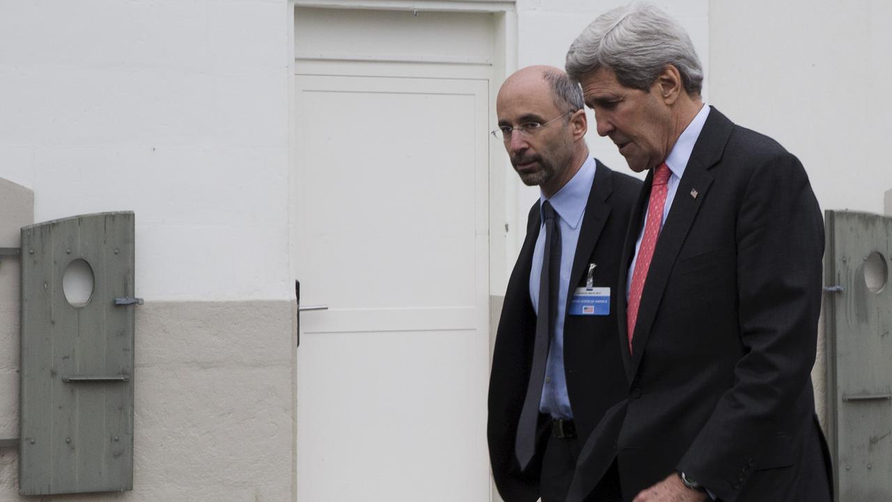 Robert Malley et John Kerry. [Reuters - Brian Snyder]