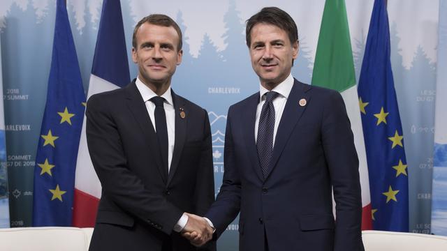 Emmanuel Macron et Giuseppe Conte lors du sommet du G7 au Canada, début juin. [Keystone - EPA/Ian Langsdon/pool Maxppp]