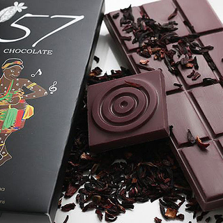 Kimberly Addison et sa soeur, chocolatières, ont fondé "57". [www.57chocolategh.com]