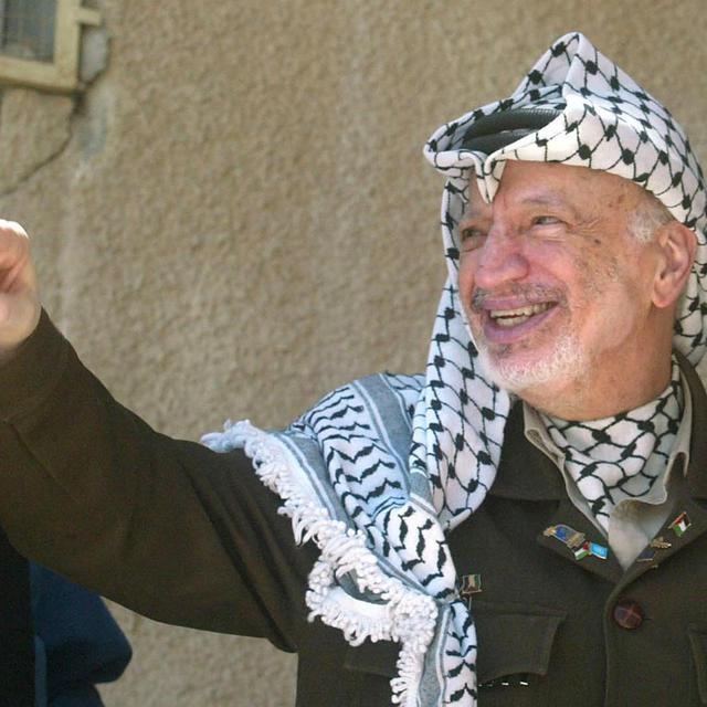 Le leader palestinien Yasser Arafat (ici en août 2002 à Ramallah) avait fait d'Issam Sartawi son conseiller pour l'Europe et les Etats-Unis. [Keystone - Jamal Aruri]