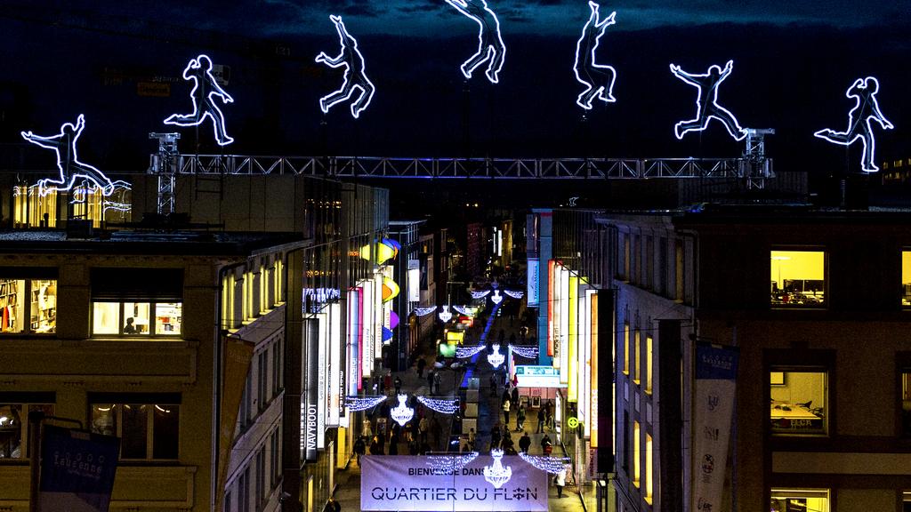 Le quartier lausannois du Flon lors du Festival Lausanne Lumières en 2016. [Keystone - Léo Duperrex]