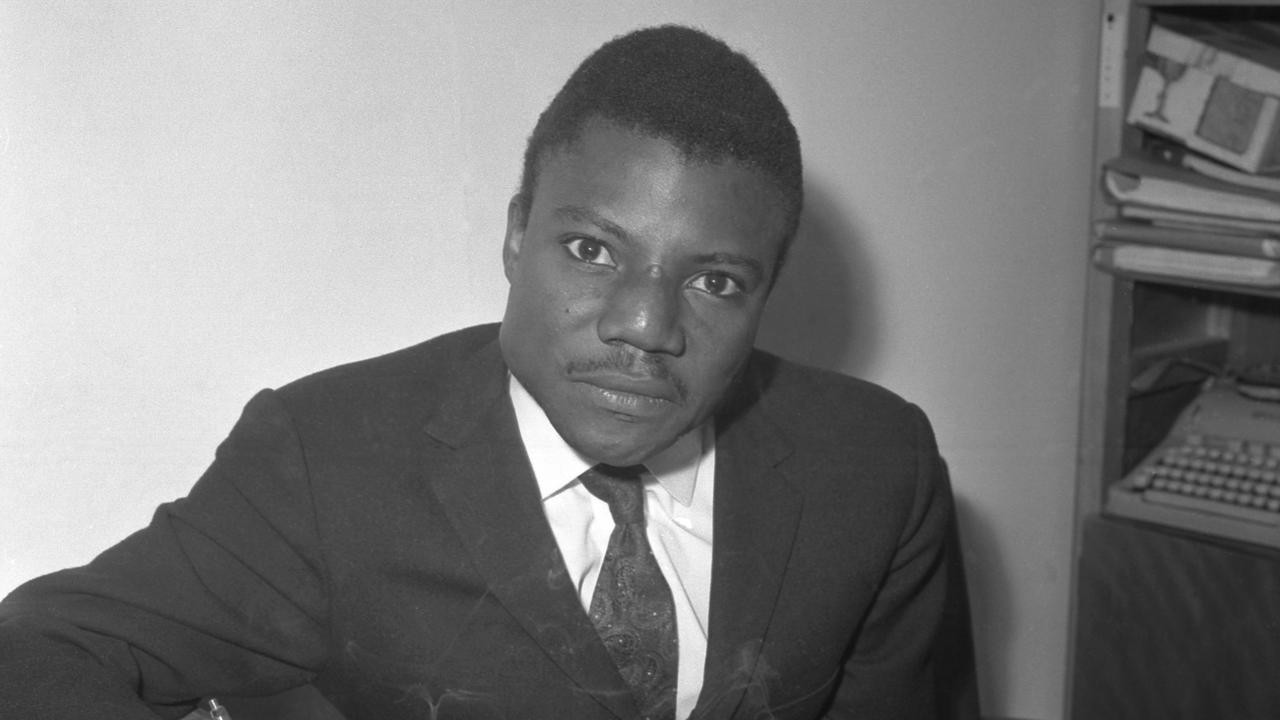L'écrivain malien Yambo Ouologuem à Paris, le 18 novembre 1968. [AFP - AFP FILES]