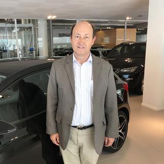 Pierre Daniel Senn, co-direceur de Automobiles Senn SA à Neuchâtel. [RTS - Romain Bardet]