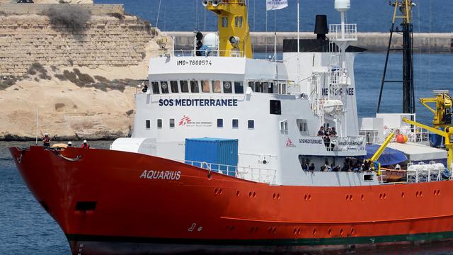 Le navire humanitaire Aquarius est arrivé dans le port de La Valette. [EPA/Keystone - Domenic Aquilina]