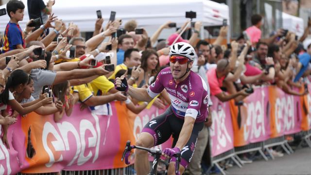 Elia Viviani tient la forme en ce début de Giro. [Yuzuru Sunada]