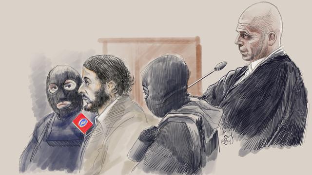 Salah Abdeslam (centre) et son avocat Sven Mary (derrière lui), croqués au tribunal à Bruxelles, ce 5 février 2018. [IGOR PREYS / BELGA MAG / BELGA]