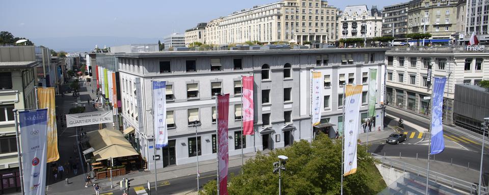 La place du Flon à Lausanne. [Keystone - Laurent Gillieron]