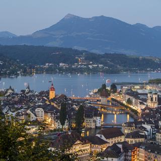 Le canton de Lucerne veut modifier sa stratégie fiscale. [Urs Flueeler]