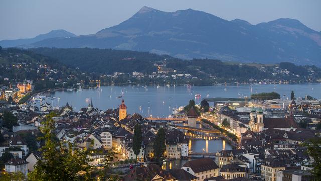 Le canton de Lucerne veut modifier sa stratégie fiscale. [Urs Flueeler]