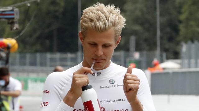 Marcus Ericsson a rassuré le public après son crash. [Antonio Calanni]