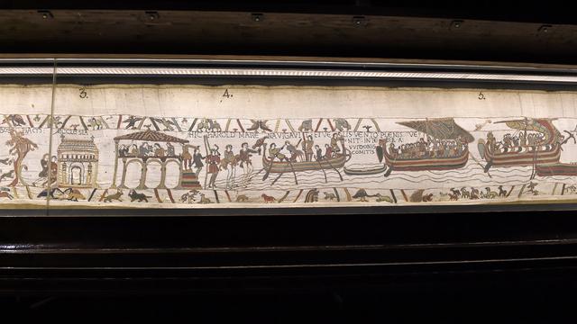 La Tapisserie de Bayeux, qui raconte en images la bataille de Hastings en 1066. [Keystone - Stéphane Maurice - Mairie de Bayeux - AP]